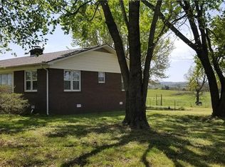 1073 County Road 501, Berryville, AR 72616