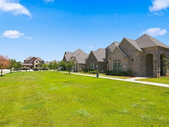 2nd image of 2620 Trinity Trail Way
