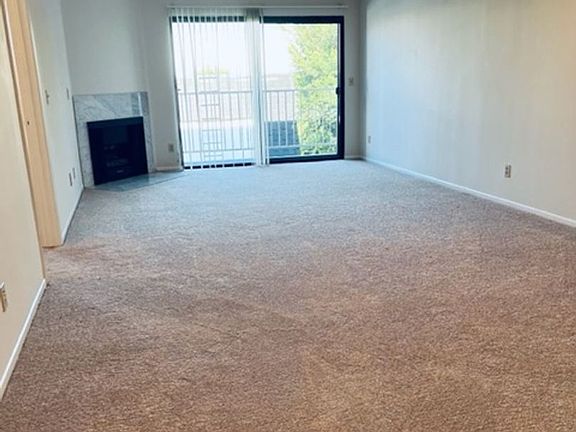 5th image of 10761 Blix St APT 206