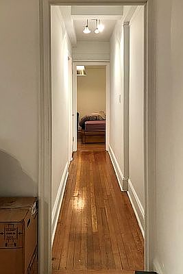 3rd image of 162 W 56th St APT 1402
