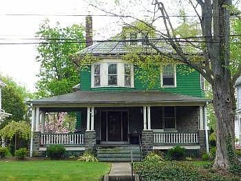 1st image of 22 E Greenwood Ave
