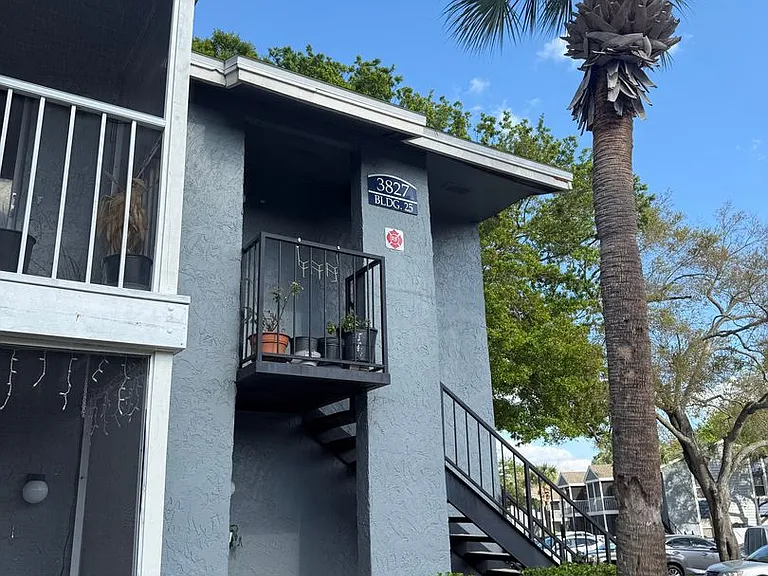3827 Bay Club Cir #103 — Photo 4