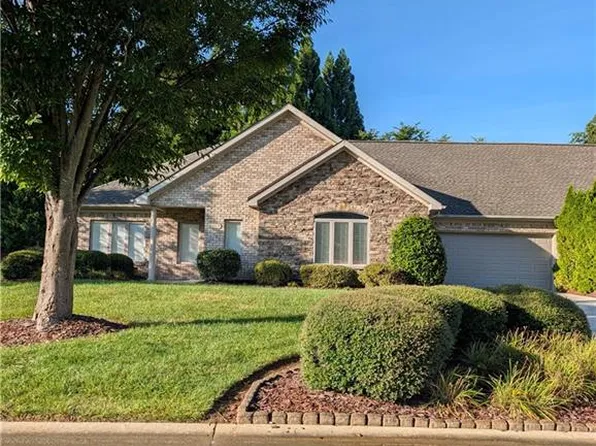 6309 Stone Gables Ct, Jamestown, NC 27282