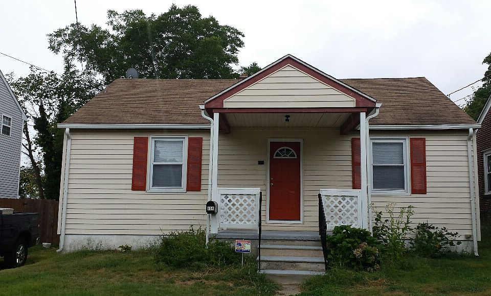 2nd image of 604 S 4th St