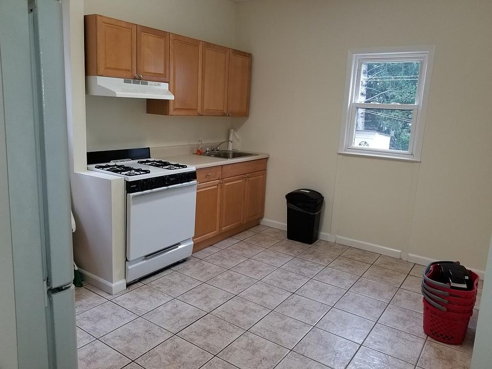 1st image of 3265 Layton Ave