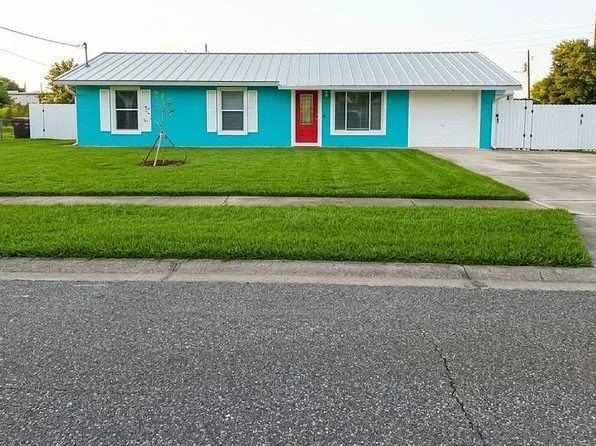 1319 Manor Dr, Kissimmee, FL 34741