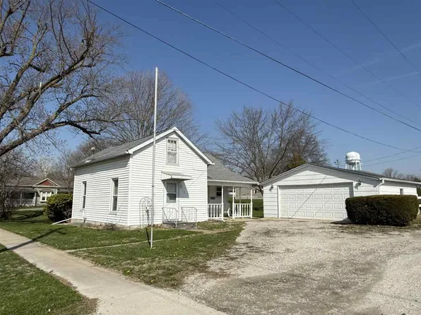 114 W Walnut St, Sigourney, IA 52591