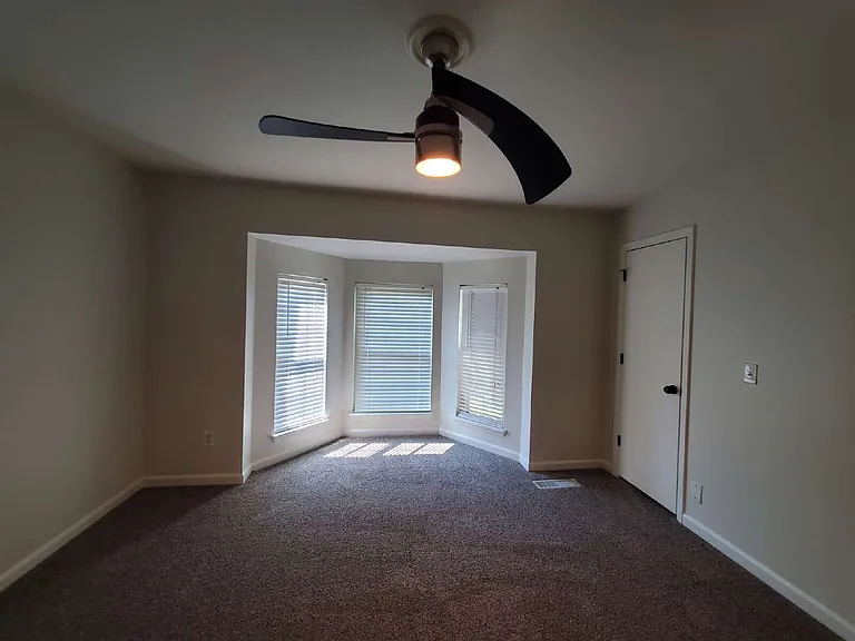 250 Sanders Ferry Rd — Photo 15