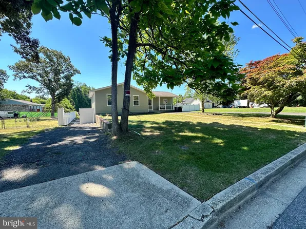7710 Penley Ln, Fort Washington, MD 20744