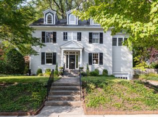 4113 Leland St, Chevy Chase, MD 20815