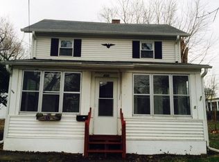 212 N Van Buren St, Batavia, IL 60510