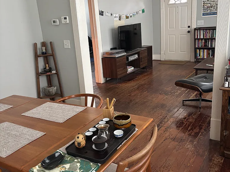1310 Summer St — Photo 5