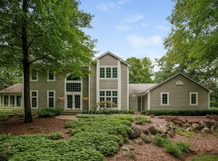 535 Bailey Meadows Dr NE, Ada, MI 49301