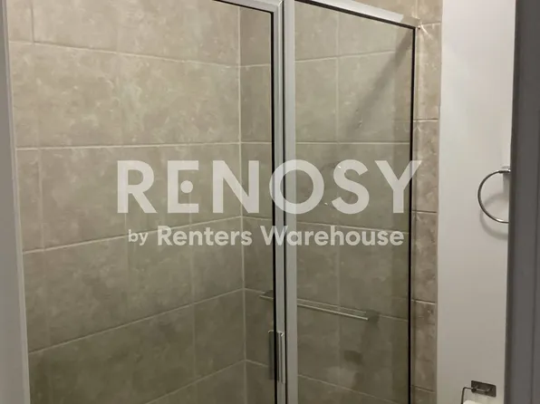 2422 Tenor Ln, Alpharetta, GA 30009
