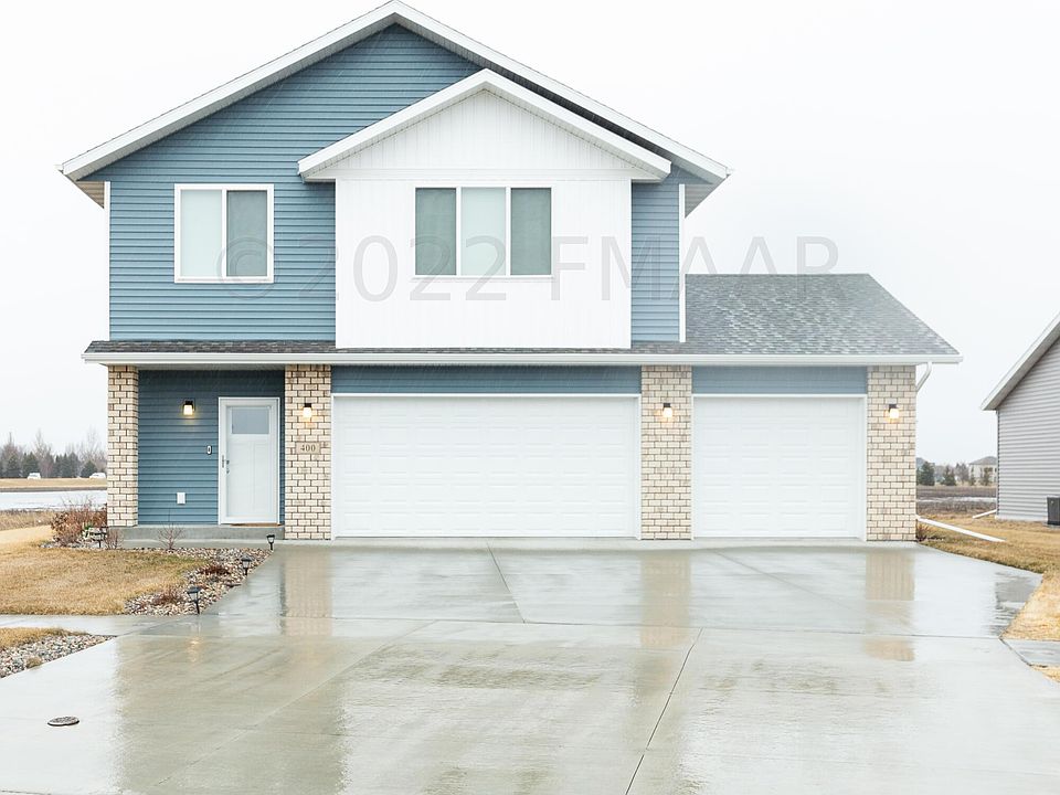 1st image of 400 Hampton Dr W