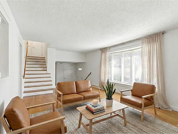 5th image of 606 E 105th Ter