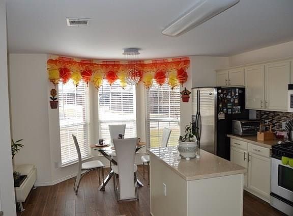 4th image of 4106 Parterre Dr
