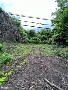 Robert Crain Hwy SE, Upper Marlboro, MD, 20774