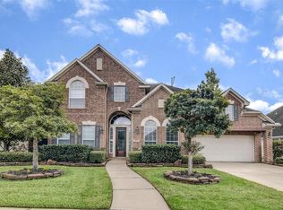 208 Mesquite Falls Ln, Friendswood, TX 77546