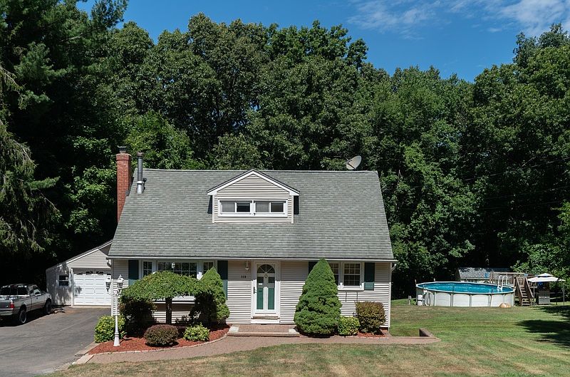 2nd image of 113 Range Hill Dr