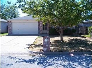 924 Ashmount Ln, Arlington, TX 76017