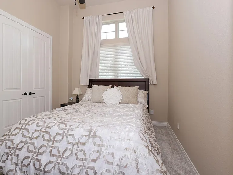 23311 Preserve View Cir — Photo 36