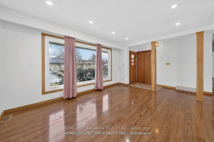 3 bed, $2,298 — Photo 3