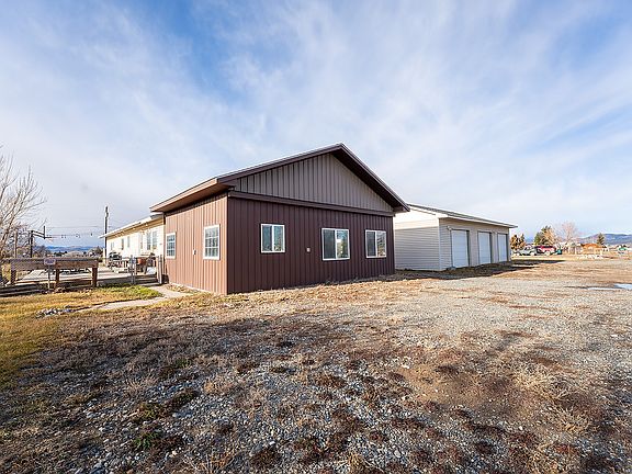 5th image of 3562 Strandberg Dr