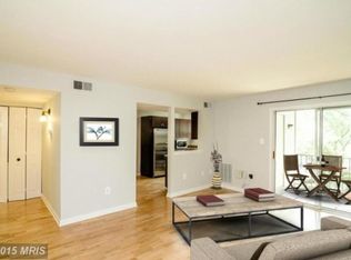 7759 New Providence Dr APT 38, Falls Church, VA 22042