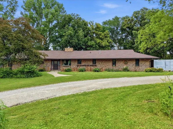 2480 Inkpaduta Ave, Webster City, IA 50595