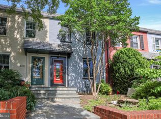 2209 Ontario Rd NW, Washington, DC 20009