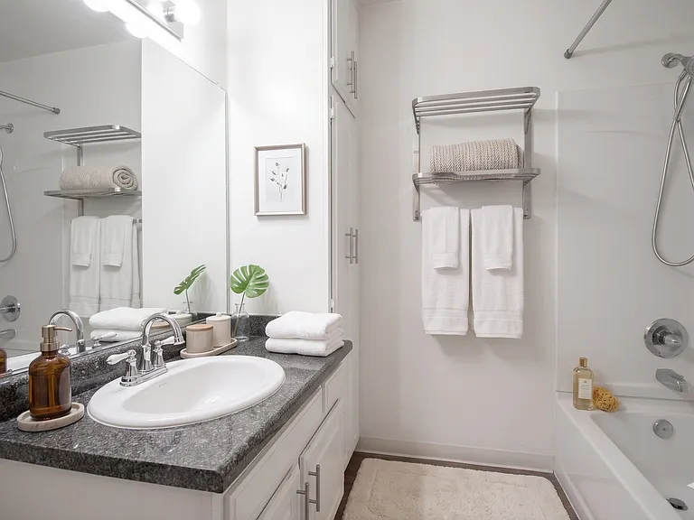 227 Strand St — Photo 10