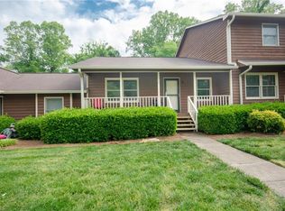 512 Rock Cliff Ct, Winston Salem, NC 27104