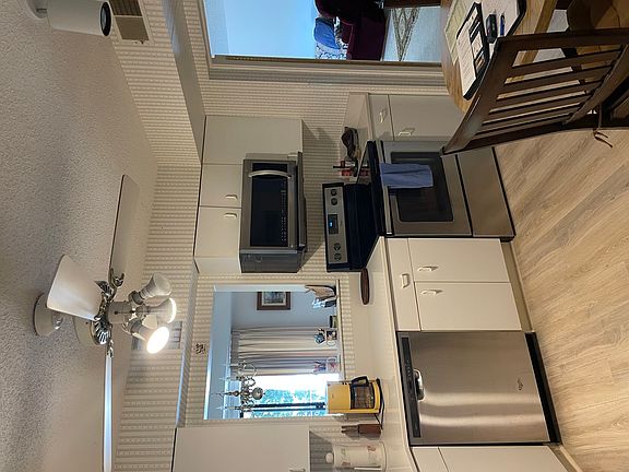 4th image of 235 Ridge Rd APT 3G