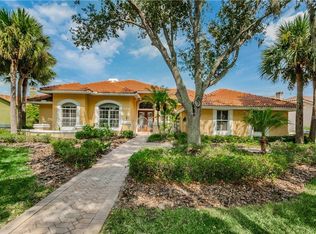 7498 Water Silk Dr N, Pinellas Park, FL 33782