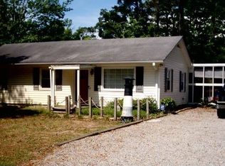 131 NW 20th St, Oak Island, NC 28465