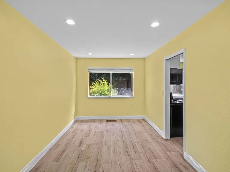 36711 Nichols Ave — Photo 5