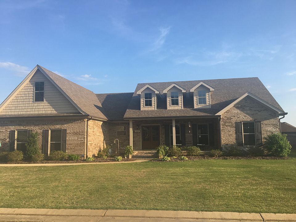 1st image of 121 Belle Meade Dr