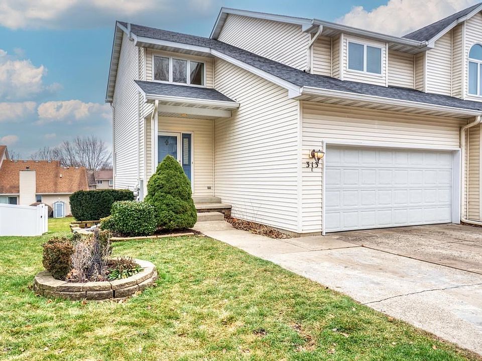 1st image of 313 Vista Ct Unit E