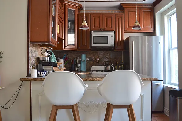 Rented by Farran & Associates | media 31