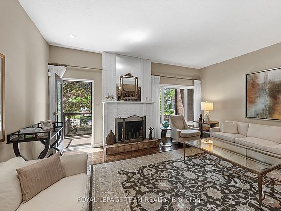 5th image of 625 Richmond Rd #6