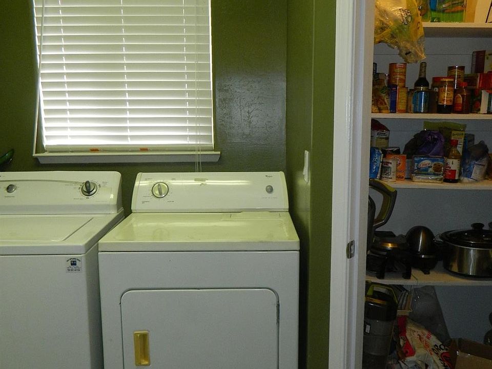 2nd image of 4601 Sealion Ln