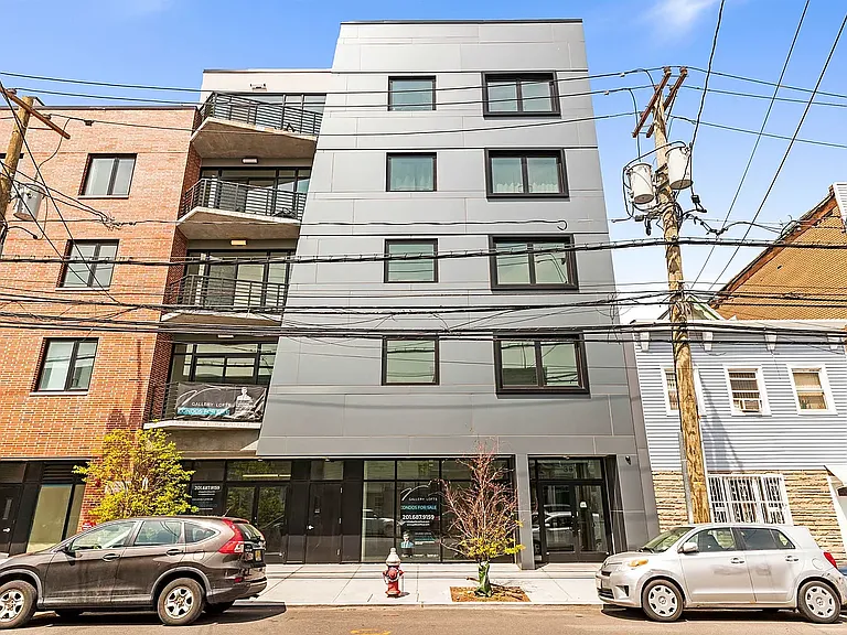 391 Palisade Ave #501 — Photo 21