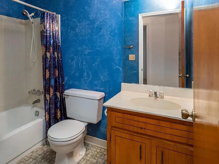 1146 Hutch Ln — Photo 11