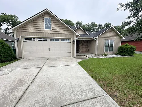 3844 Coventry Dr Photo 1
