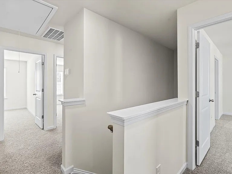 1339 37th Avenue Ln NE — Photo 19