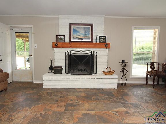5th image of 307 E Mari Beth Ln