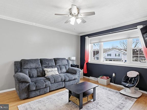 4th image of 213 Welsford Rd