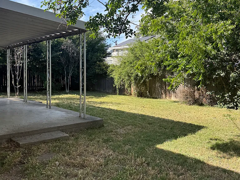 681 S Orchard Ave — Photo 18