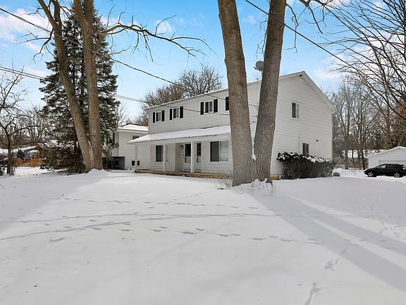 3rd image of 2307 Park Ln #2307